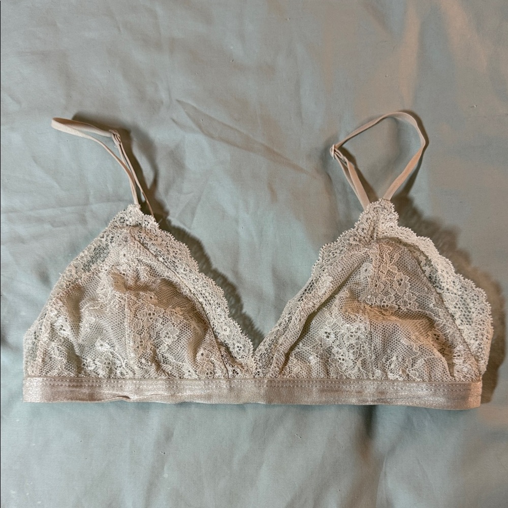 Talula Aritzia Lace Bralette in Beige Size small